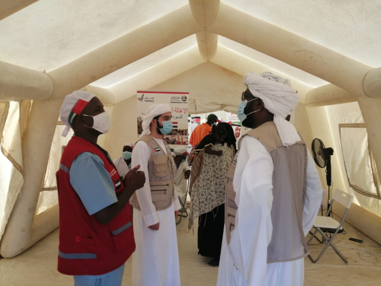 وفد الجمعية يختتم مهمته لتعزيز جهود الإغاثة : 644 أسرة من ضحايا الفيضانات بالسودان تستفيد من مساعدات دار البر